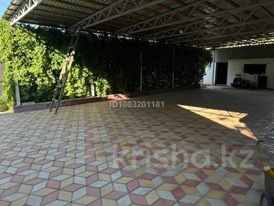 Отдельный дом · 5 комнат · 130 м² · 14 сот., Первый переулок Алтынсарина 1 — Напротив контейнерной базы за 36 млн 〒 в Шу