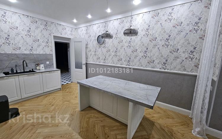 3-комнатная квартира · 95 м² · 1/9 этаж, Казахстанской Правды — Жумабаева и Назарбаева за 81 млн ₸ в Петропавловске — фото 11