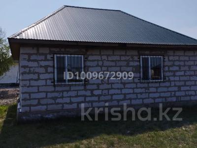 Дача · 2 комнаты · 72 м² · 10 сот., Оранжевая 5 за 6.2 млн ₸ в Астане, р-н Байконур