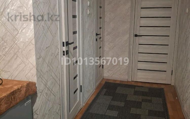 3-бөлмелі пәтер · 70 м² · 5/5 қабат, Космическая 6/1, бағасы: 23.5 млн ₸ в Усть-Каменогорске, Ульбинский — фото 2