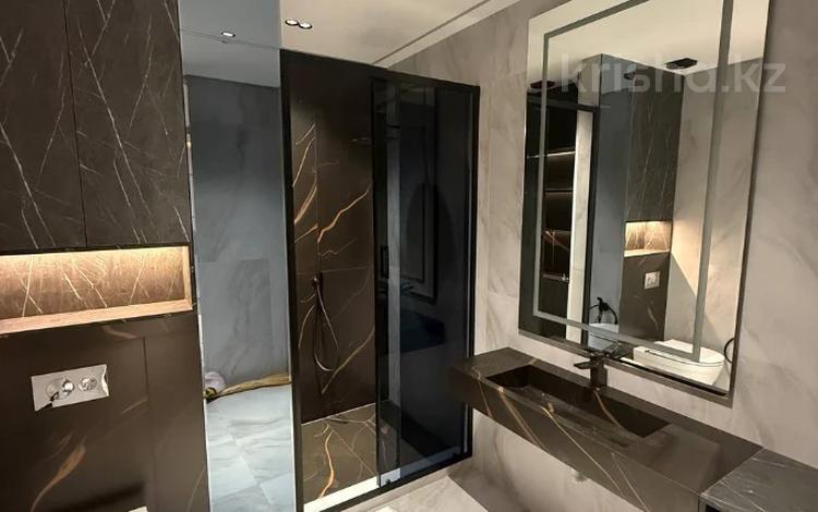 3-бөлмелі пәтер · 80 м² · 5/8 қабат, Розыбакиева 320, бағасы: 700 000 ₸ в Алматы, Бостандыкский р-н — фото 2