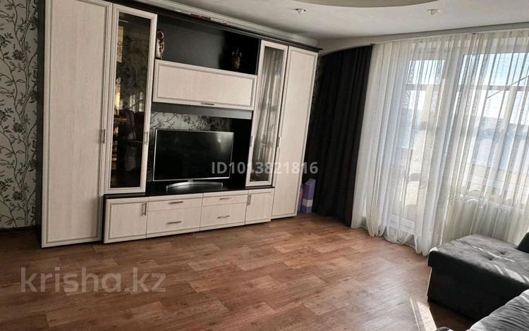 3-комнатная квартира · 64 м² · 7/9 этаж, мкр Юго-Восток, Мкр Юго-Восток, мкр Степной 1 4/36 за 24.5 млн ₸ в Караганде, Казыбек би р-н — фото 2