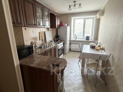 2-комнатная квартира · 51 м² · 3/9 этаж, Шакарима 40 — За БЦ Изумруд за 250 000 ₸ в Семее
