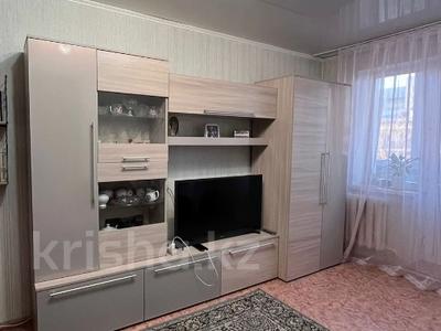 1-комнатная квартира · 33 м² · 5/5 этаж, 410 квартал за 11.5 млн 〒 в Семее