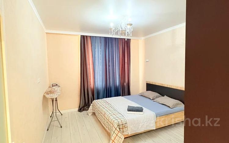 2-бөлмелі пәтер · 50 м² · 8 қабат, Момышулы 13 — Тауелсизжик, бағасы: 18 000 ₸ в Астане, Алматы р-н — фото 2