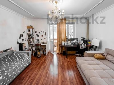 2-комнатная квартира · 55 м² · 2/9 этаж, мкр Самал-2 18 — Аль-Фараби за 54 млн 〒 в Алматы, Медеуский р-н