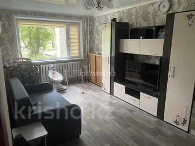 2-комнатная квартира, 51 м², 1/9 этаж, мкр Юго-Восток, 28й микрорайон 31 — проспект строителей за 17.5 млн 〒 в Караганде, Казыбек би р-н