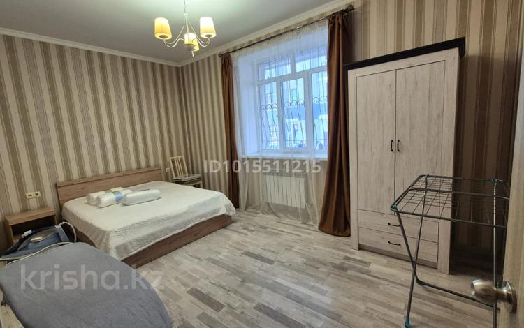 2-комнатная квартира · 65 м² · 1/18 этаж, Гагарина 133 Б — Мынбаева за 350 000 ₸ в Алматы, Бостандыкский р-н — фото 2