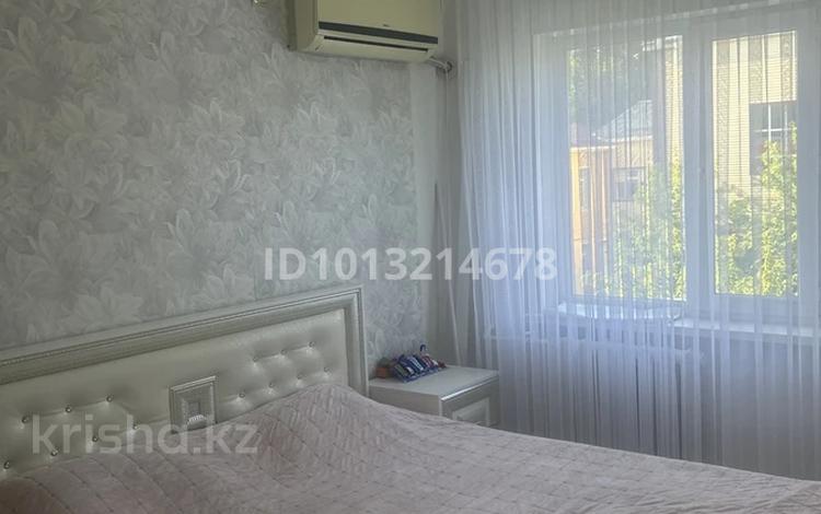 3-комнатная квартира · 59 м² · 3/5 этаж, Старый город, Карасай батыра 24 — Находится возле Пантеры за 18.5 млн ₸ в Актобе — фото 8