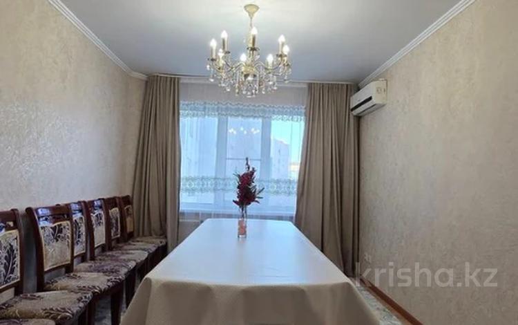 4-комнатная квартира · 86.7 м² · 6/10 этаж, мкр 11, Маметовой за 25 млн ₸ в Актобе — фото 23