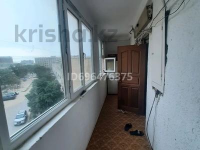 2-бөлмелі пәтер, 70 м², 4/9 қабат, 4-й мкр 64 — городской акимат, бағасы: 11.5 млн 〒 в Актау, 4-й мкр