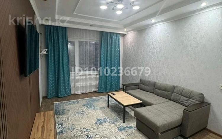 2-комнатная квартира · 52 м² · 4/5 этаж, мкр Самал 51 за 130 000 ₸ в Таразе — фото 2