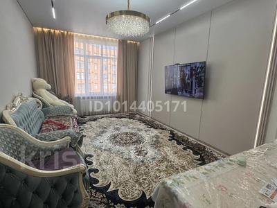 2-бөлмелі пәтер · 70 м² · 13/17 қабат, Туран 52/2, 52/3, бағасы: 60 млн ₸ в Астане, Есильский р-н