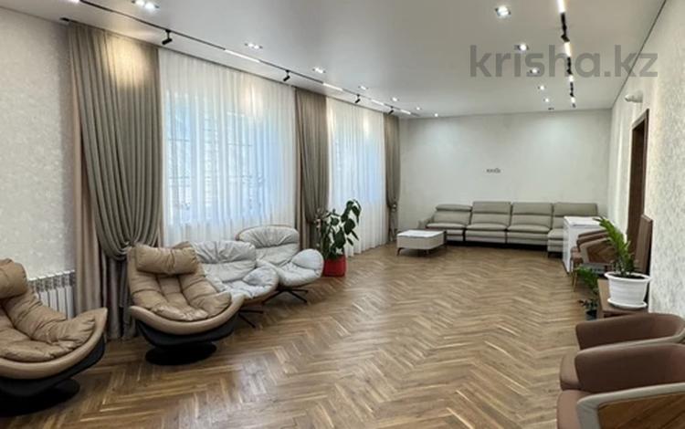 Отдельный дом · 7 комнат · 370 м² · 10 сот., Баганалы за 290 млн 〒 в Астане, Алматы р-н — фото 2