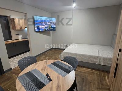 1-комнатная квартира · 25 м² · 1/2 этаж, Тлендиева 214 — Тлендиева малая Абая за 200 000 〒 в Алматы, Алмалинский р-н