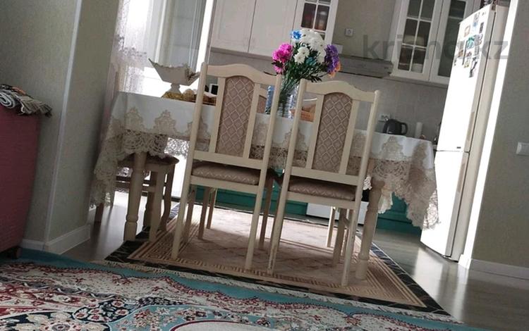 1-бөлмелі пәтер · 40 м² · 6/20 қабат, Туркестан 14, бағасы: 27.4 млн ₸ в Астане, Есильский р-н — фото 2