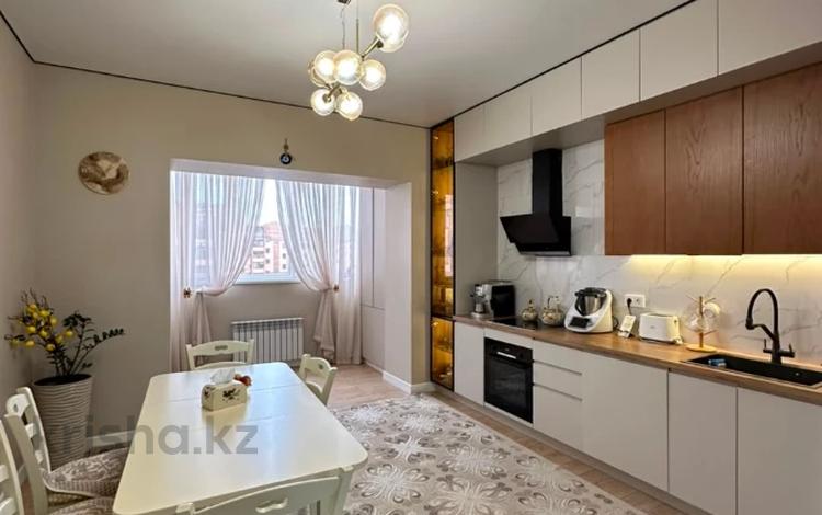 4-комнатная квартира · 138 м² · 4/5 этаж, мкр. Алтын орда за 57 млн ₸ в Актобе — фото 5
