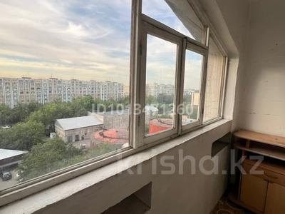 2-комнатная квартира · 55 м² · 8/9 этаж, мкр Жетысу-2 10 за 280 000 ₸ в Алматы, Ауэзовский р-н
