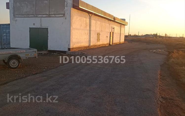 Дүкендер мен бутиктер, қоймалар · 140 м², бағасы: 32 млн ₸ в Карабалыке — фото 2