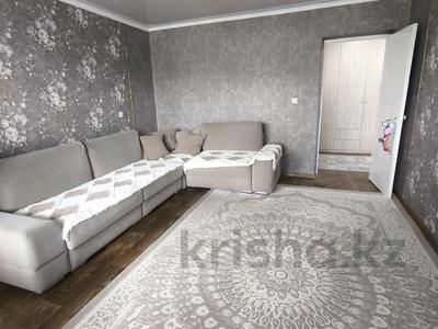 2-бөлмелі пәтер · 58 м² · 4/4 қабат, ул. Радищева 30, бағасы: 19.4 млн ₸ в Петропавловске