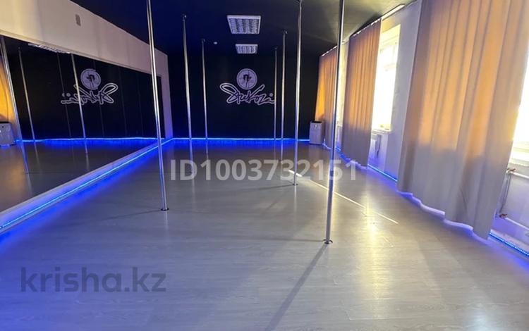 Многофункциональная студия танцев · 86 м², бағасы: 2 млн ₸ в Усть-Каменогорске, Ульбинский — фото 2