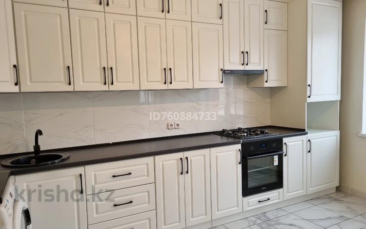 2-комнатная квартира · 71 м² · 3/9 этаж, мкр. Алтын орда, Алтын орда 11л — Пересечение ул Досмухамет улы и Пр. Тауельсыздык за 29 млн 〒 в Актобе — фото 7