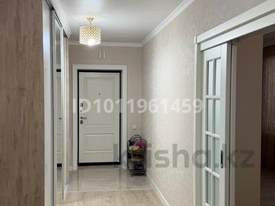 3-бөлмелі пәтер · 150 м² · 3/9 қабат, Максут Нарикбаев 9 — Рядом университет КАЗГЮУ, бағасы: 80 млн ₸ в Астане, Нура р-н