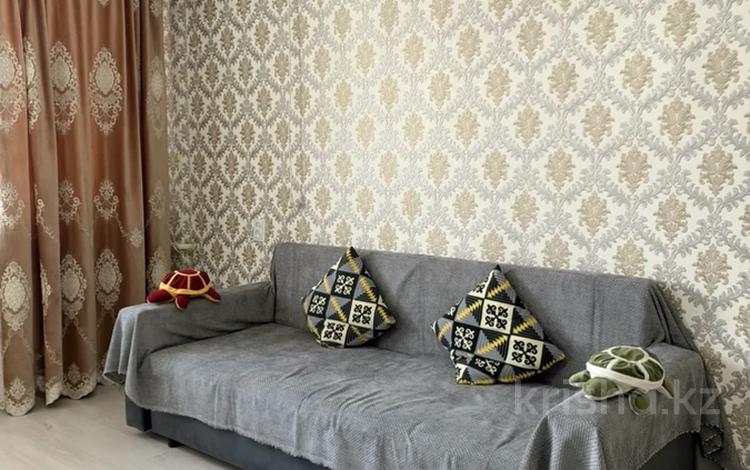 2-комнатная квартира · 47 м² · 5/5 этаж, мкр Центральный, М.Утемисова 118 Г за 10 000 ₸ в Атырау — фото 4