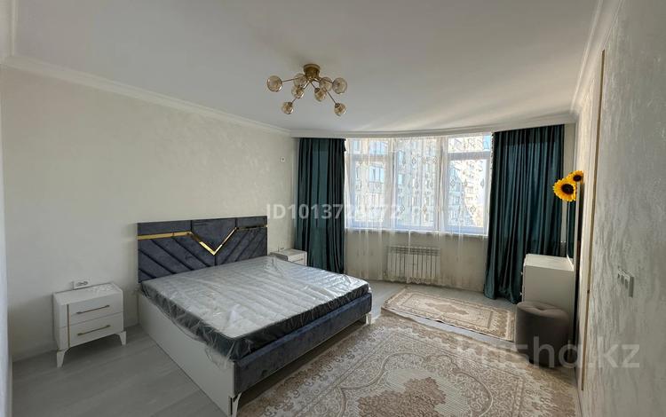 2-комнатная квартира · 80 м² · 8/17 этаж, Навои 39/11 за 450 000 ₸ в Алматы, Ауэзовский р-н — фото 2