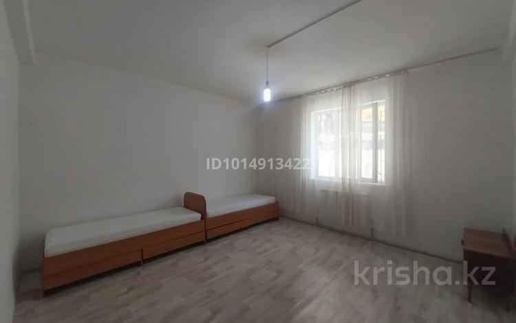 4 бөлме · 220 м², Аль-Фараби — Маркова, бағасы: 60 000 ₸ в Алматы, Бостандыкский р-н — фото 2