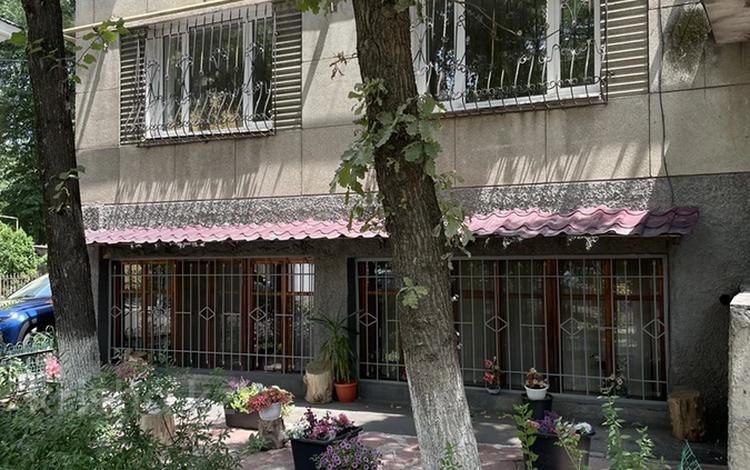 3-комнатная квартира · 82 м² · 1/5 этаж, Амангельды 55 — Кабанбай батыра за 83 млн ₸ в Алматы, Алмалинский р-н — фото 2