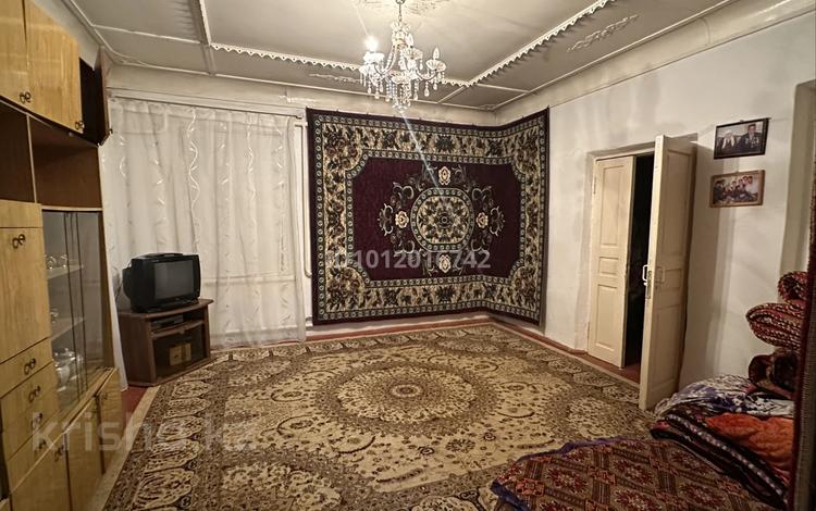 Отдельный дом · 4 комнаты · 100 м² · 10 сот., Касымбекова 57 за 15 млн ₸ в Сарыагаш — фото 3