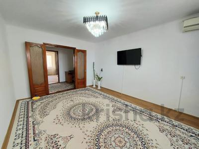 3-комнатная квартира · 67.2 м² · 4/10 этаж, мкр 11 за 21 млн 〒 в Актобе