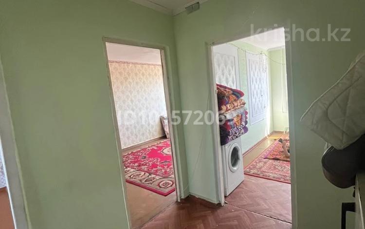 3-бөлмелі пәтер · 64 м² · 4/5 қабат, 2 микраен 9, бағасы: 3.5 млн ₸ в Сарани — фото 2