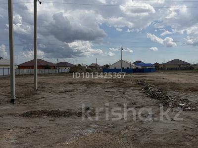 Участок · 10 соток, мкр Оркен, 45 14 — Находится заде ресторан Руслана за 15 млн ₸ в Атырау