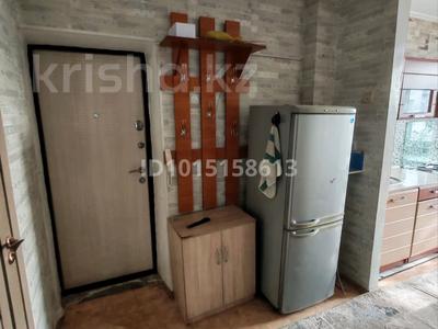 2-комнатная квартира · 42 м² · 3/5 этаж, Алдабергенова Желтоқсан 74/77 — Возле университета ЖГУ за 15 млн ₸ в Талдыкоргане, мкр Жастар