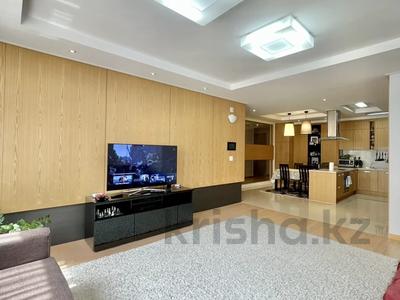 3-комнатная квартира, 130 м², 5/33 этаж, Кошкарбаева 2 за 76 млн 〒 в Астане, Алматы р-н