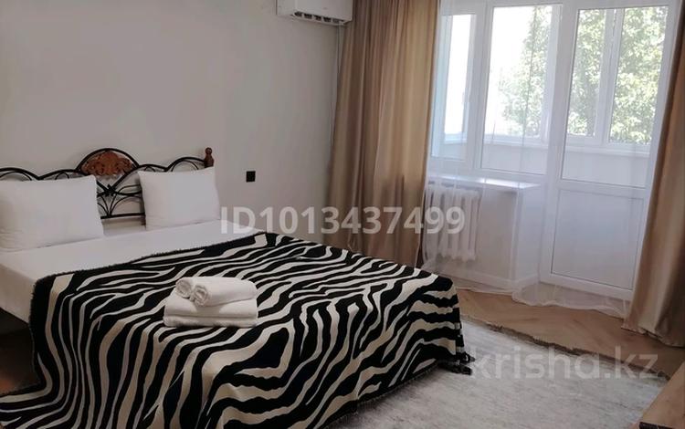 1-комнатная квартира · 42 м² · 4/5 этаж, мкр Кунаева 65 — 6 мкр за 3 000 ₸ в Уральске — фото 2