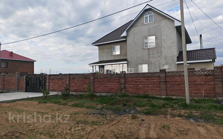 Отдельный дом · 5 комнат · 200 м² · 10 сот., Пос. Каражар, 2-й мкр. 23 за 55 млн ₸ в Акмолинской обл. — фото 2