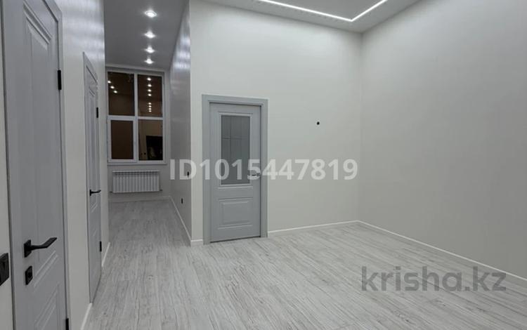 1-комнатная квартира · 40.5 м² · 2/12 этаж, 17-й мкр 114 за 17 млн ₸ в Актау — фото 2