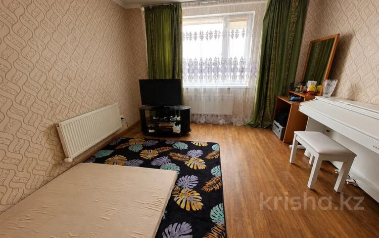 3-комнатная квартира · 90.3 м² · 12/19 этаж, Кенесары 70 за 33 млн ₸ в Астане, Алматы р-н — фото 2
