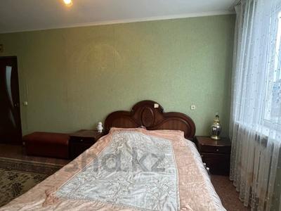 3-бөлмелі пәтер · 62 м² · 4/5 қабат, 1 ш/а, пр-т Абая, бағасы: 14.5 млн ₸ в Актобе, мкр 5