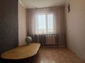 3-бөлмелі пәтер · 62 м² · 4/5 қабат, 1 ш/а, пр-т Абая, бағасы: 14.5 млн ₸ в Актобе, мкр 5 — фото 4