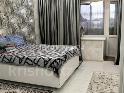 2-комнатная квартира · 50 м² · 4/15 этаж, Шакарима 60 за 15 000 ₸ в Семее