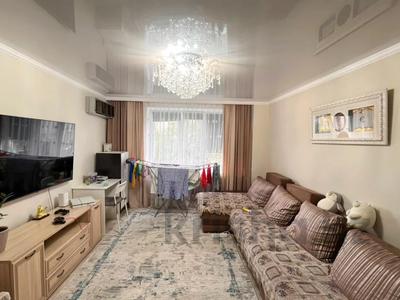4-бөлмелі пәтер · 81 м² · 3/5 қабат, Самал, бағасы: 31.5 млн ₸ в Талдыкоргане