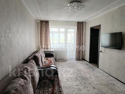 4-комнатная квартира · 62 м² · 2/5 этаж, Майкудук, Майкудук, 16й микрорайон 7 — За Майкудукским парком за 16.8 млн 〒 в Караганде, Алихана Бокейханова р-н