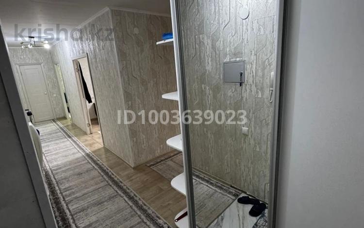 2-бөлмелі пәтер · 65 м² · 4/5 қабат, Аманжолова 13/1, бағасы: 21 млн ₸ в им. Касыма кайсеновой — фото 2