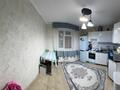 2-бөлмелі пәтер · 65 м² · 4/5 қабат, Аманжолова 13/1, бағасы: 21 млн ₸ в им. Касыма кайсеновой — фото 5