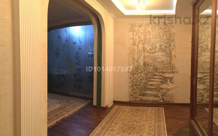 4-бөлмелі пәтер · 180 м² · 3/6 қабат, Кажымукана 37, бағасы: 550 млн ₸ в Алматы, Медеуский р-н — фото 2