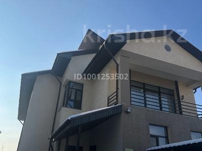 Продажа домов и дачи в Алматы: Отдельный дом · 10 комнат · 456 м² · 6 сот., мкр Горный Гигант 48 — НИШ, Консульство Германии, Luxor за 374 млн 〒 Отдельный дом · 10 комнат · 456 м² · 6 сот., мкр Горный Гигант 48 — НИШ, Консульство Германии, Luxor за 374 млн 〒 в Алматы, Медеуский р-н